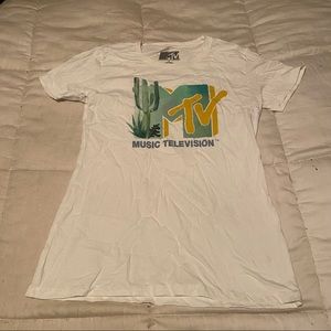 NWOT MTV Shirt Size Large